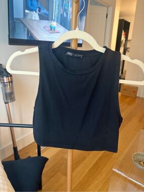 Zara Black Cropped Tank